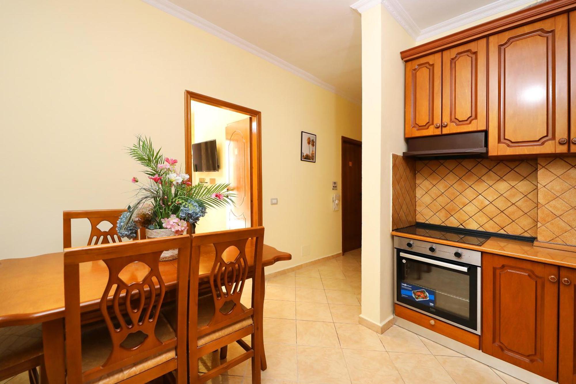 Sunny Side Apartments Vlorë Εξωτερικό φωτογραφία