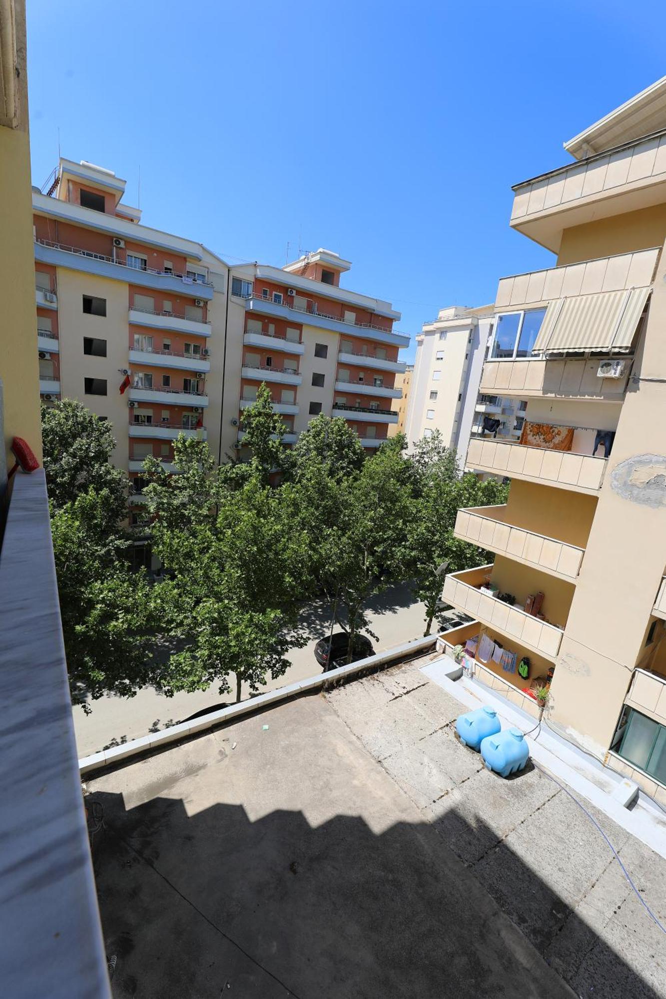 Sunny Side Apartments Vlorë Εξωτερικό φωτογραφία